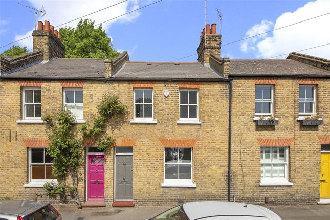Thumbnail Terraced house for sale in Randall Place, Greenwich