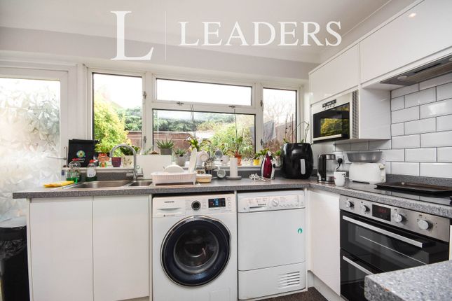 Room 1, 18, Boyd Close, Bishops Stortford photo 3