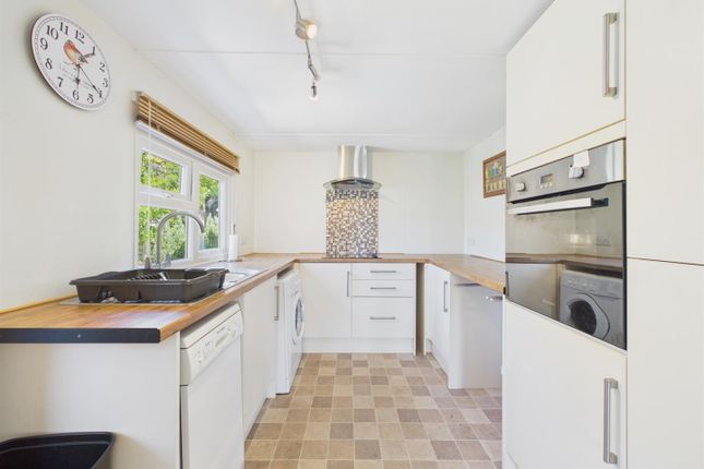 50, Dune View Mobile Home Park, Braunton photo 2