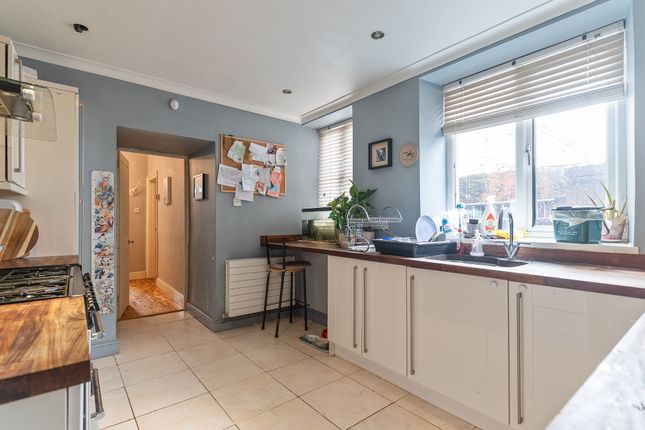 12 St. Lukes Road, Pontypool photo 3