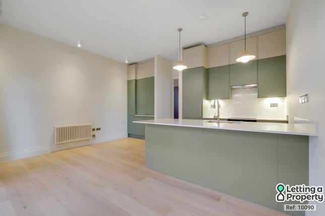Flat A, 182, St. Ann's Road, London photo 5