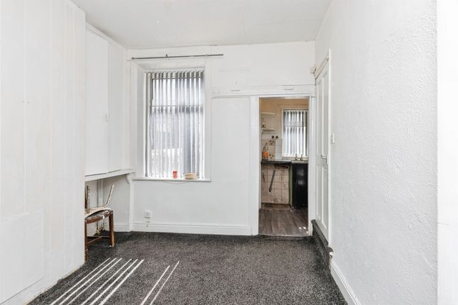 80, Hartington Terrace, Bradford photo 4
