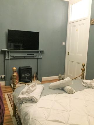 Flat to rent in Albion Road, Easter Road