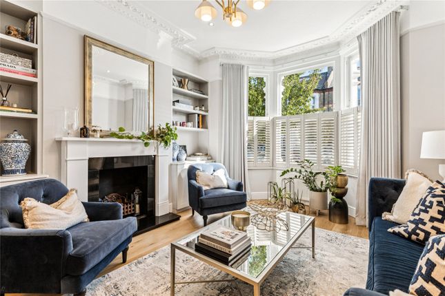 6, Ballingdon Road, London photo 3