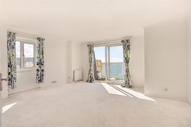 Flat 9, Cliff Castle, Castle Hill, Seaton photo 4