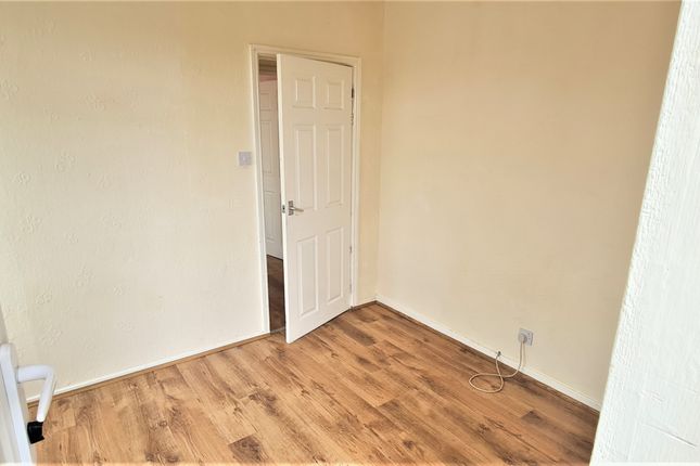 40b, Nottingham Drive, Willenhall photo 5