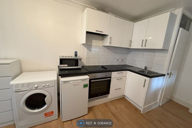Flat C, Oakley Square, London photo 3