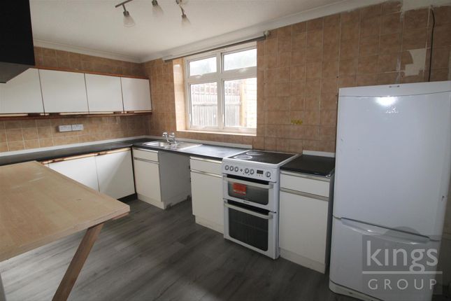 209, Westfield, Essex photo 5