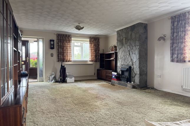 Berwyn, Cefn Byrle Road, Neath photo 4