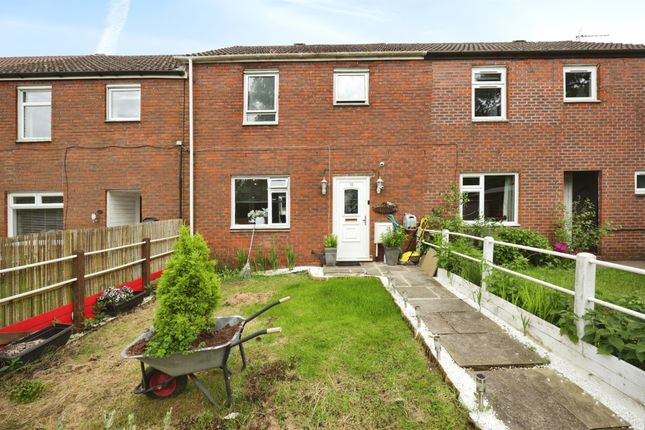Thumbnail Terraced house for sale in Cater Road, Lane End, High Wycombe