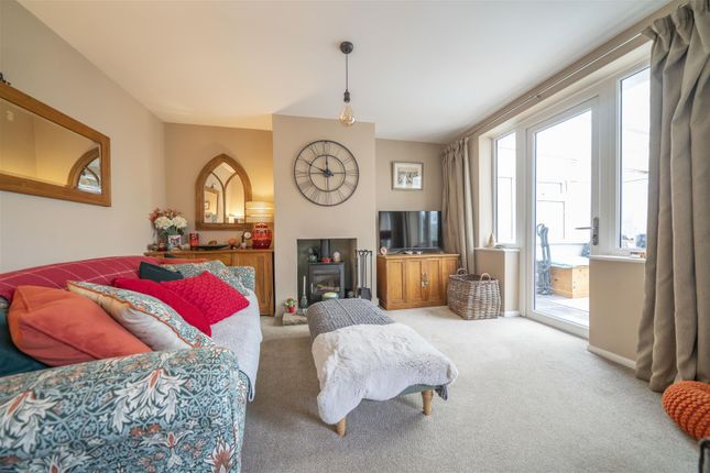 13, Heathwood Road, Weymouth photo 2