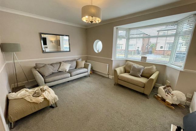 5, Saltersgate Road, Darlington photo 3