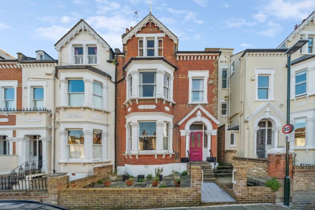 Property for sale in Ellerker Gardens, Richmond