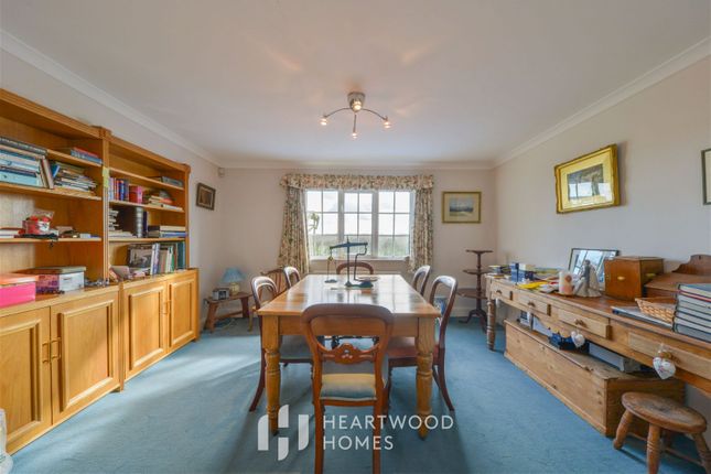 Detached house for sale in Sandridgebury Lane, Sandridge, St. Albans