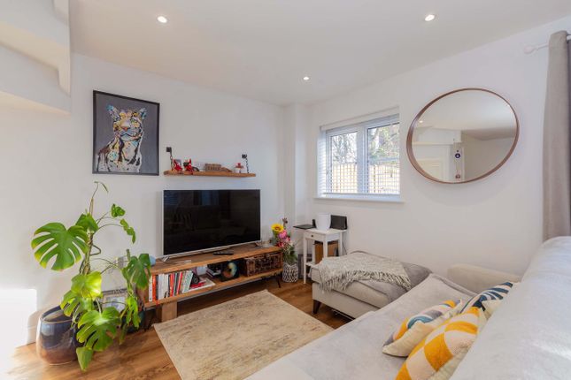 43, Huntington Place, Langley photo 4