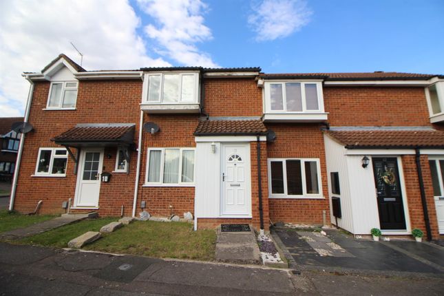 Houses for Sale in Cheshunt - Buy Houses in Cheshunt - Zoopla