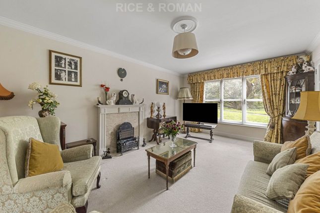 5 Mytchett Heath, Camberley photo 3