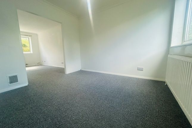 39, Frobisher Drive, SALTASH photo 4