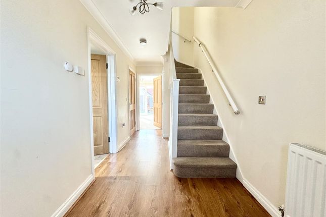 8, Little Court, Burnham-On-Sea photo 2