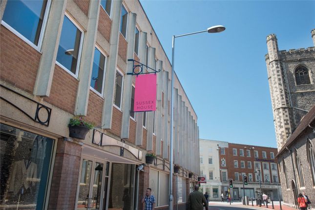 Thumbnail Flat to rent in Sussex House, 6 The Forbury, Reading, Berkshire
