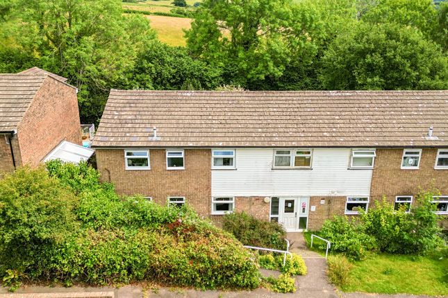 2-bed flat on 19 Snape View, Wadhurst, £210,000
