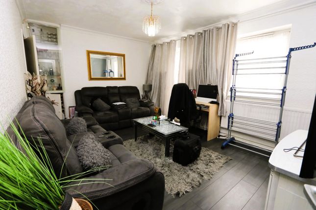 Flat for sale in St. Saviours Estate, London
