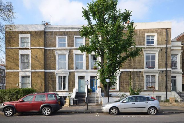 Thumbnail Flat to rent in Southgate Road, Islington, London