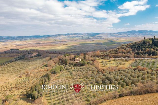Thumbnail Country house for sale in San Quirico D'orcia, Tuscany, Italy