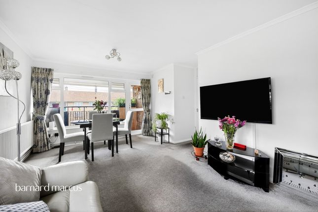 90, Field Road, Feltham photo 4