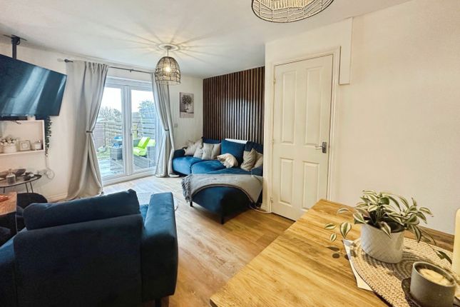 8 Taylor Court, Hawkins Way, Helston photo 4