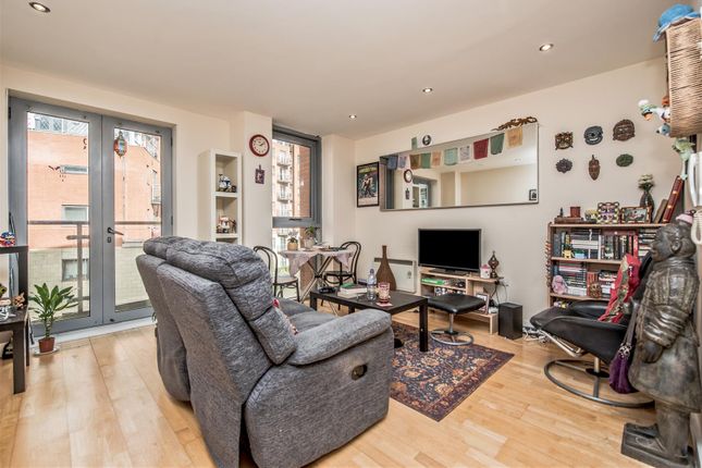 Flat 16, Bonaire, Gotts Road, Leeds photo 2