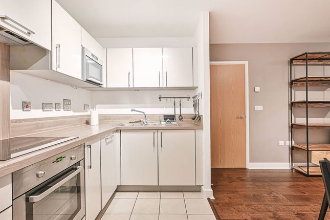 Flat to rent in Dalston Square, Dalston, London