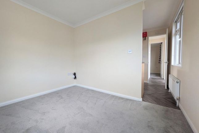 28 Rickwood Park, Horsham Road, Beare Green photo 4