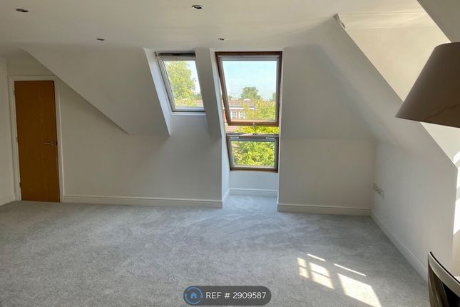 Broomfield, London Road, Binfield photo 3