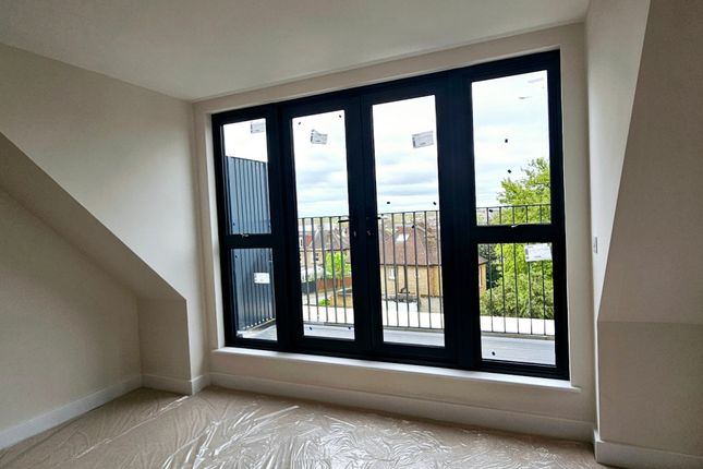 Studio for sale in Flat A9, Somerset Road, London
