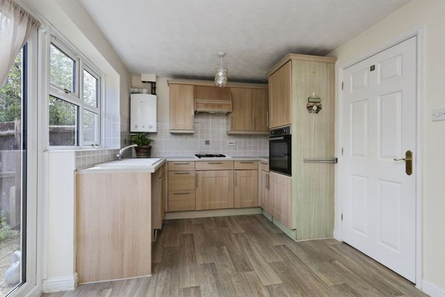 24, Melrose Close, Hailsham photo 4