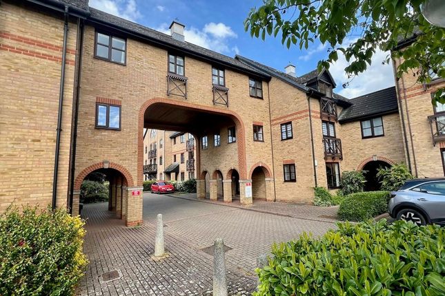 Flat for sale in Lawrence Moorings, Sawbridgeworth