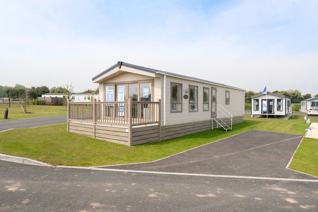Thumbnail Mobile/park home for sale in Countryside Deluxe, Broadland Sands Holiday Park, Lowestoft