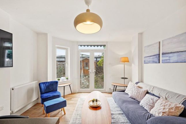 Thumbnail Flat for sale in Harvist Road, Queen's Park
