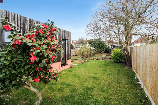 146, Tankerville Drive, Essex photo 4