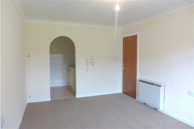 14, Ryan Court, Whitecliff Mill Street, Blandford Forum photo 3