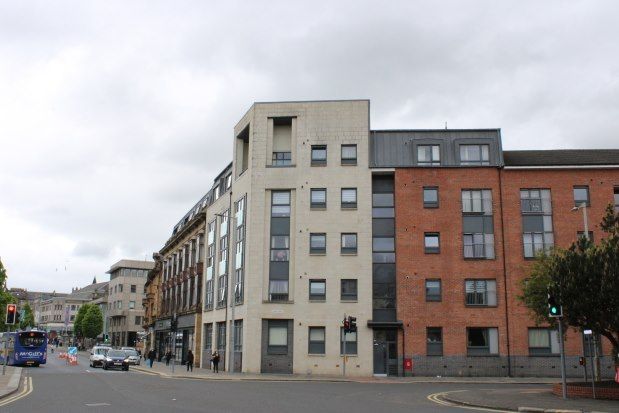 Thumbnail Flat to rent in Lawn Street, Paisley