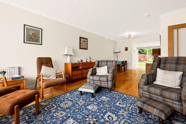 4, Raith Crescent, Kirkcaldy photo 2
