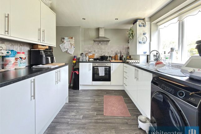 31, St. Oswalds Lane, Merseyside photo 3