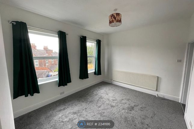 Duke Street, Newcastle-Under-Lyme photo 2