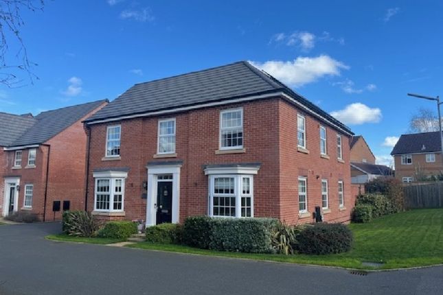 4-bed house on 11, Kingfisher Road, Kettering, £475,000