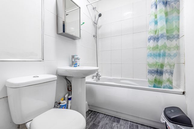 Flat for sale in 2-4 Birch Lane, Manchester
