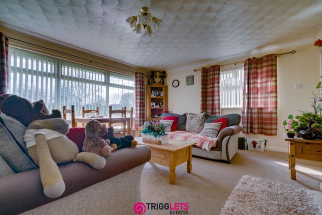 153, Clough Fields Road, Barnsley photo 4