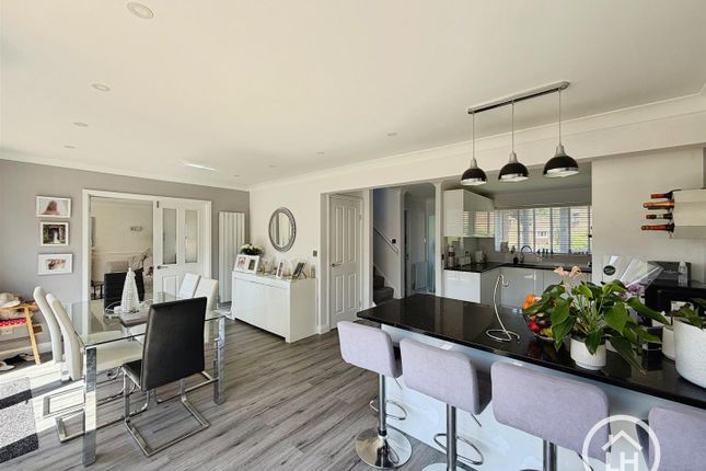 5, Middleton Close, Gillingham photo 2