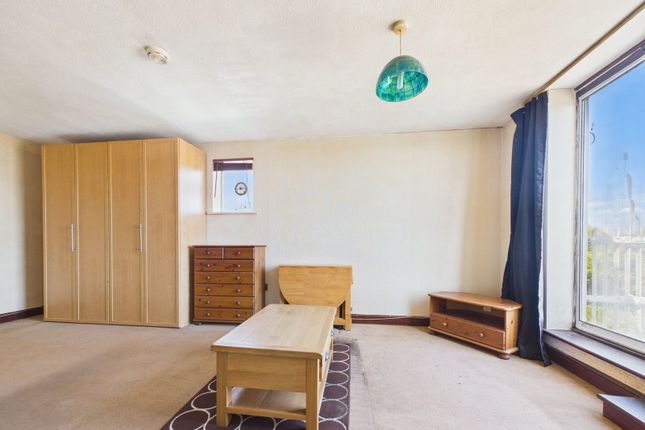 Flat 19 Beech Grove, Old Salts Farm Road, Lancing photo 4
